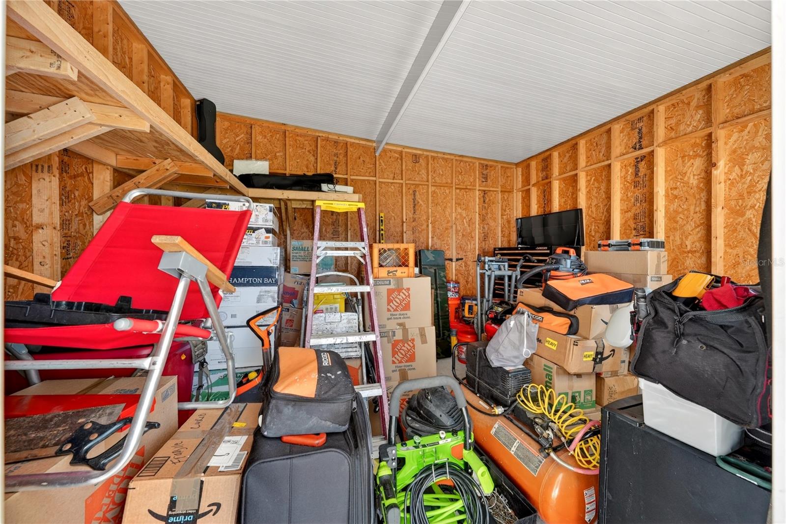 31609 TERRACE DR, TAVARES, FL, 32778