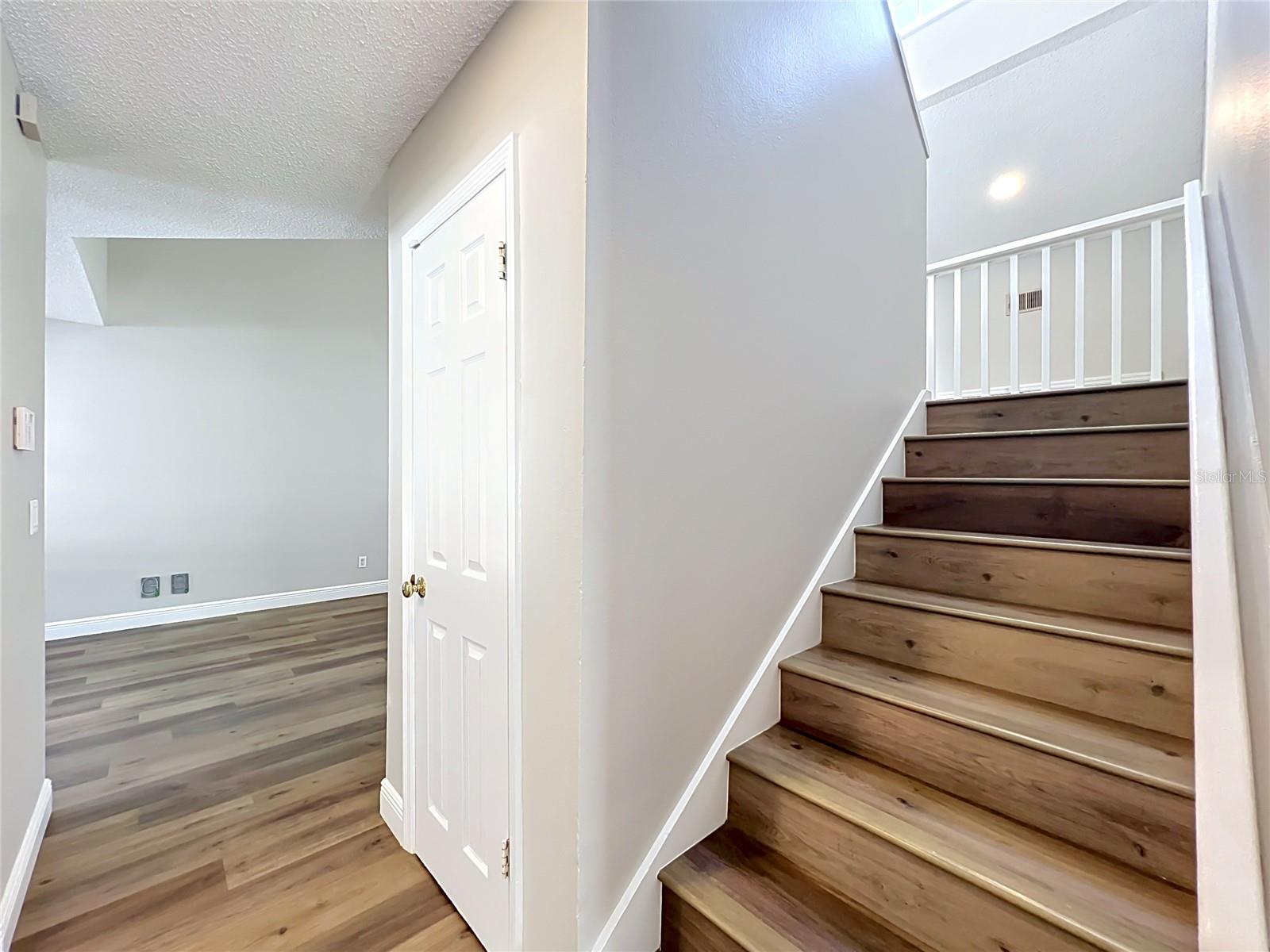 1593 LAWNDALE CIR, WINTER PARK, FL, 32792