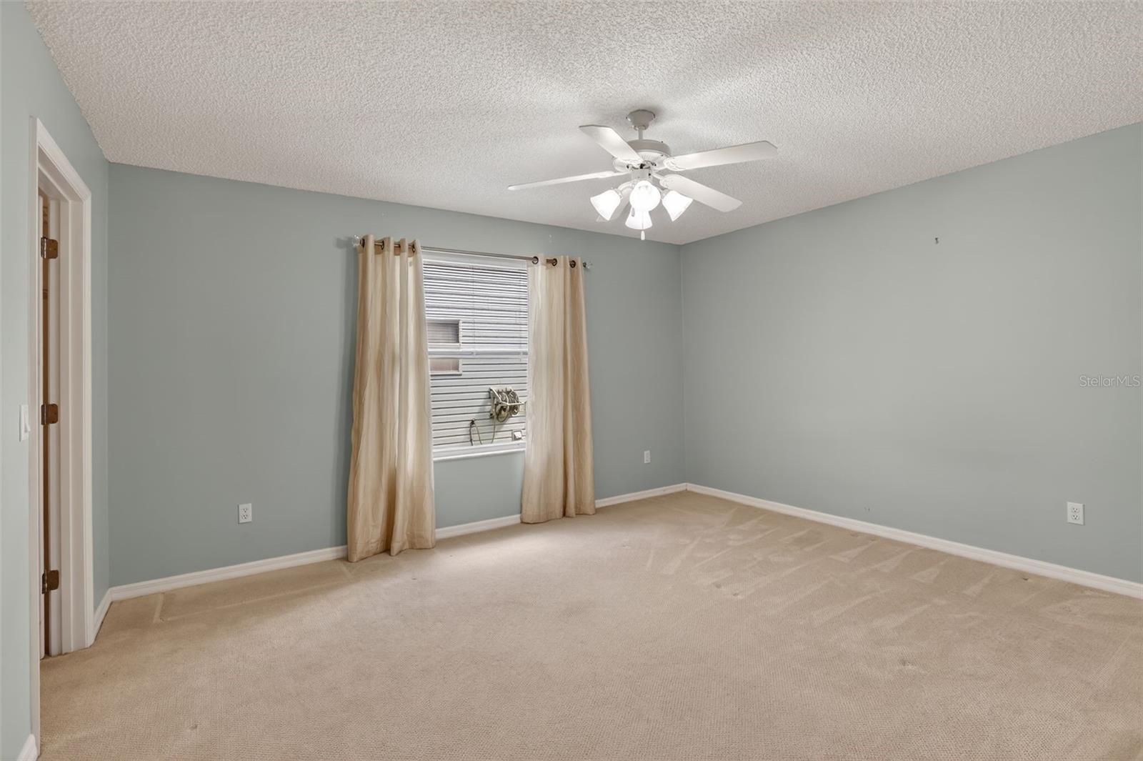 728 RIVERA RD, LADY LAKE, FL, 32159