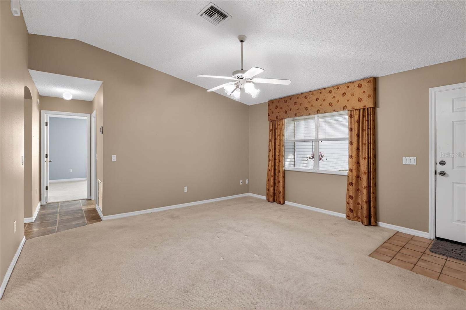 728 RIVERA RD, LADY LAKE, FL, 32159