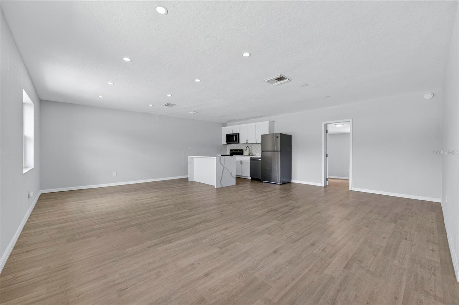 2272 KENT RD, DELTONA, FL, 32738