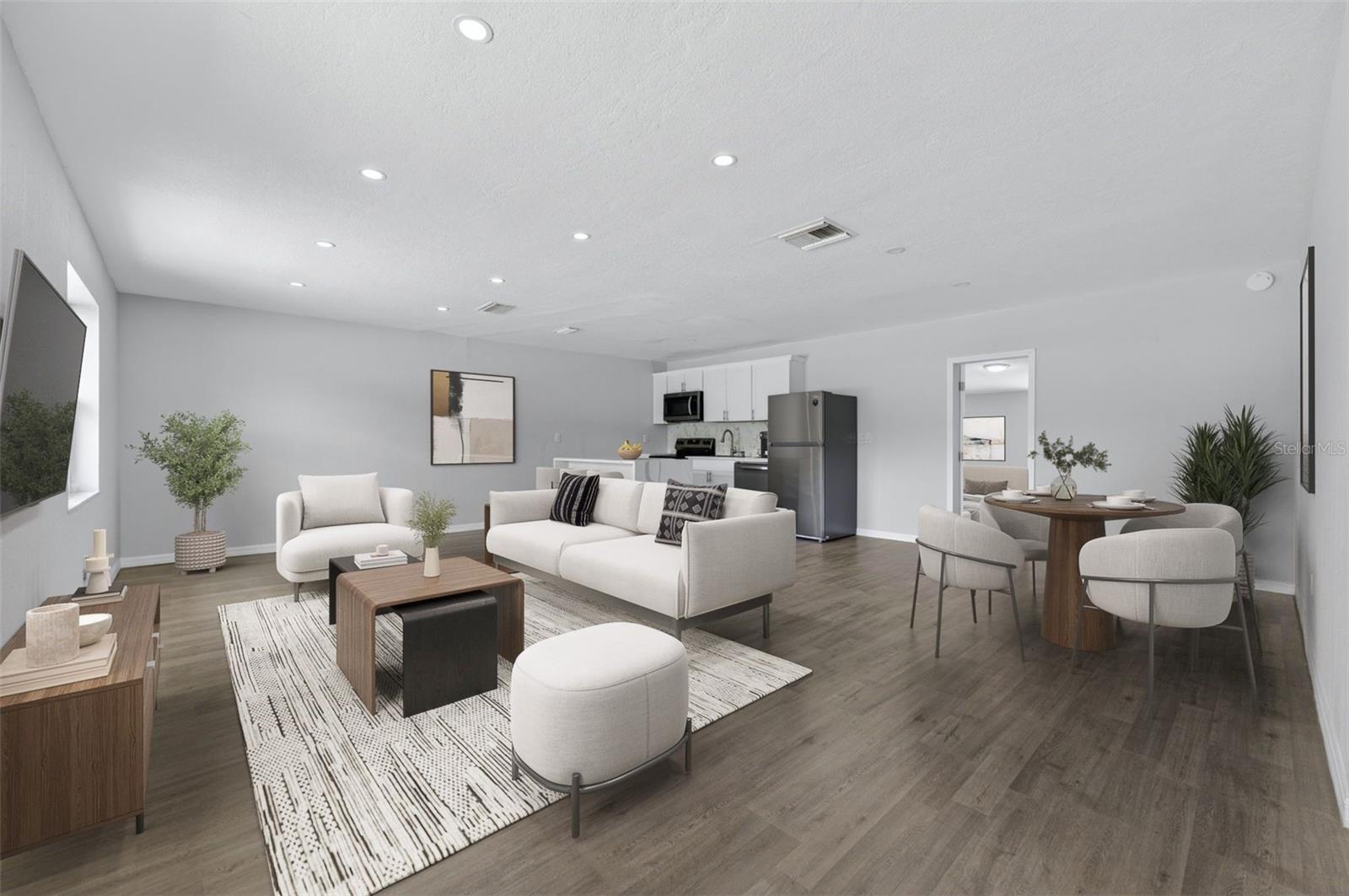 2272 KENT RD, DELTONA, FL, 32738