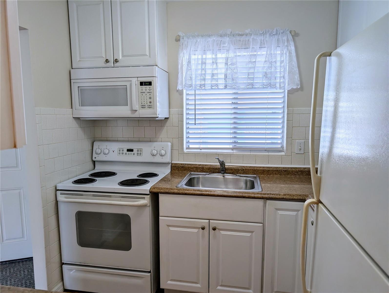 1840 SUNNY DR #D-36, BRADENTON, FL, 34207