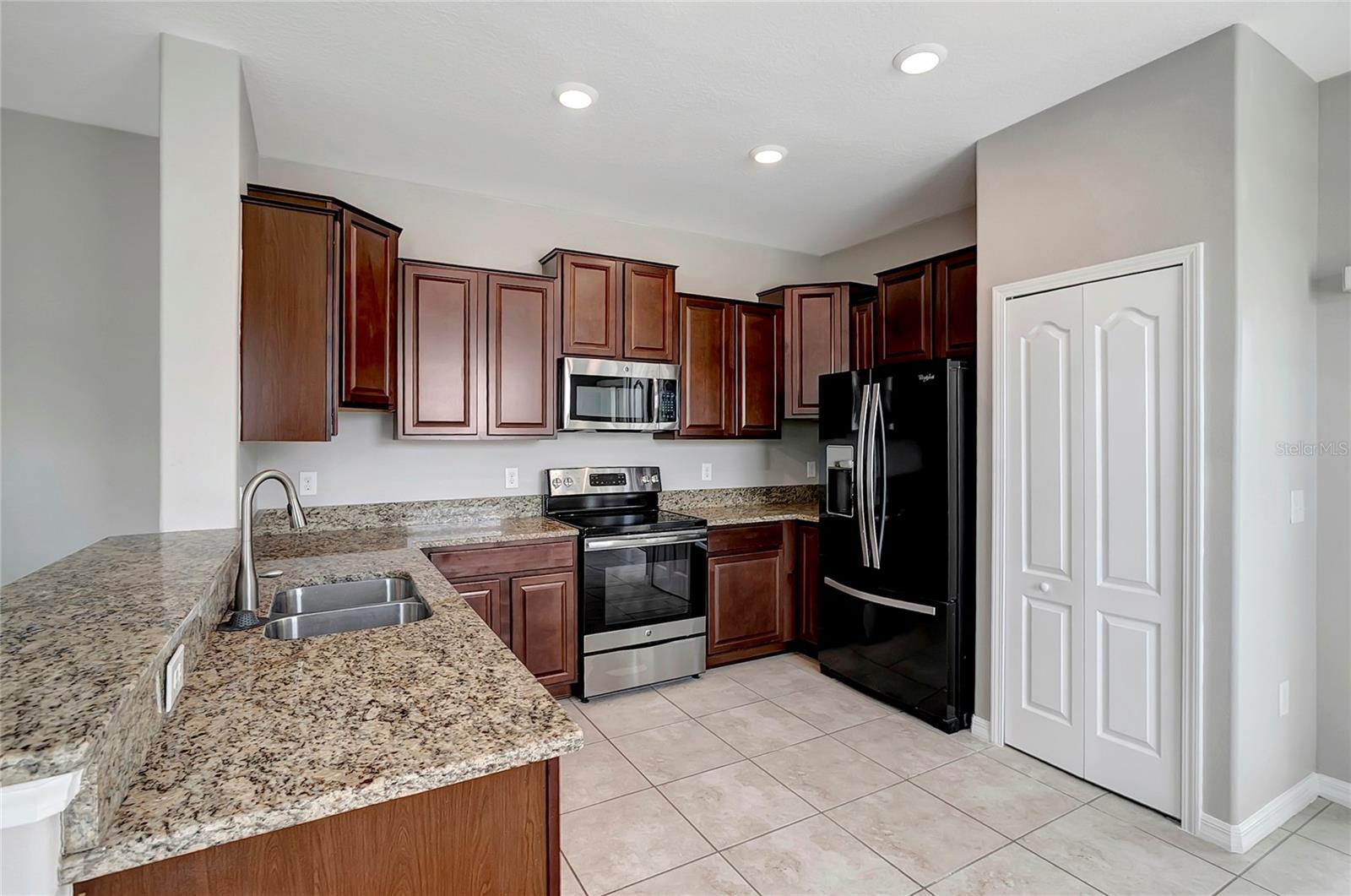 2227 GOLDEN FALCON DR, RUSKIN, FL, 33570