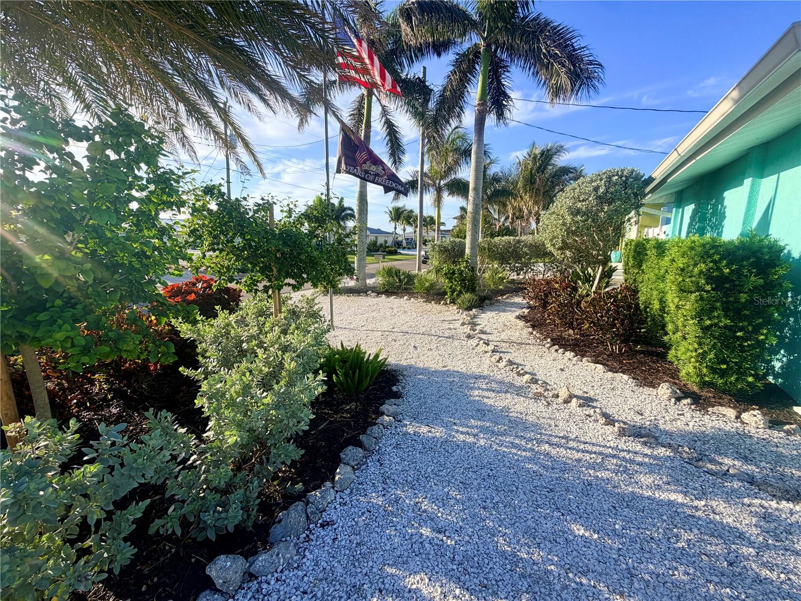 3708 ROYAL PALM DR, BRADENTON, FL, 34210