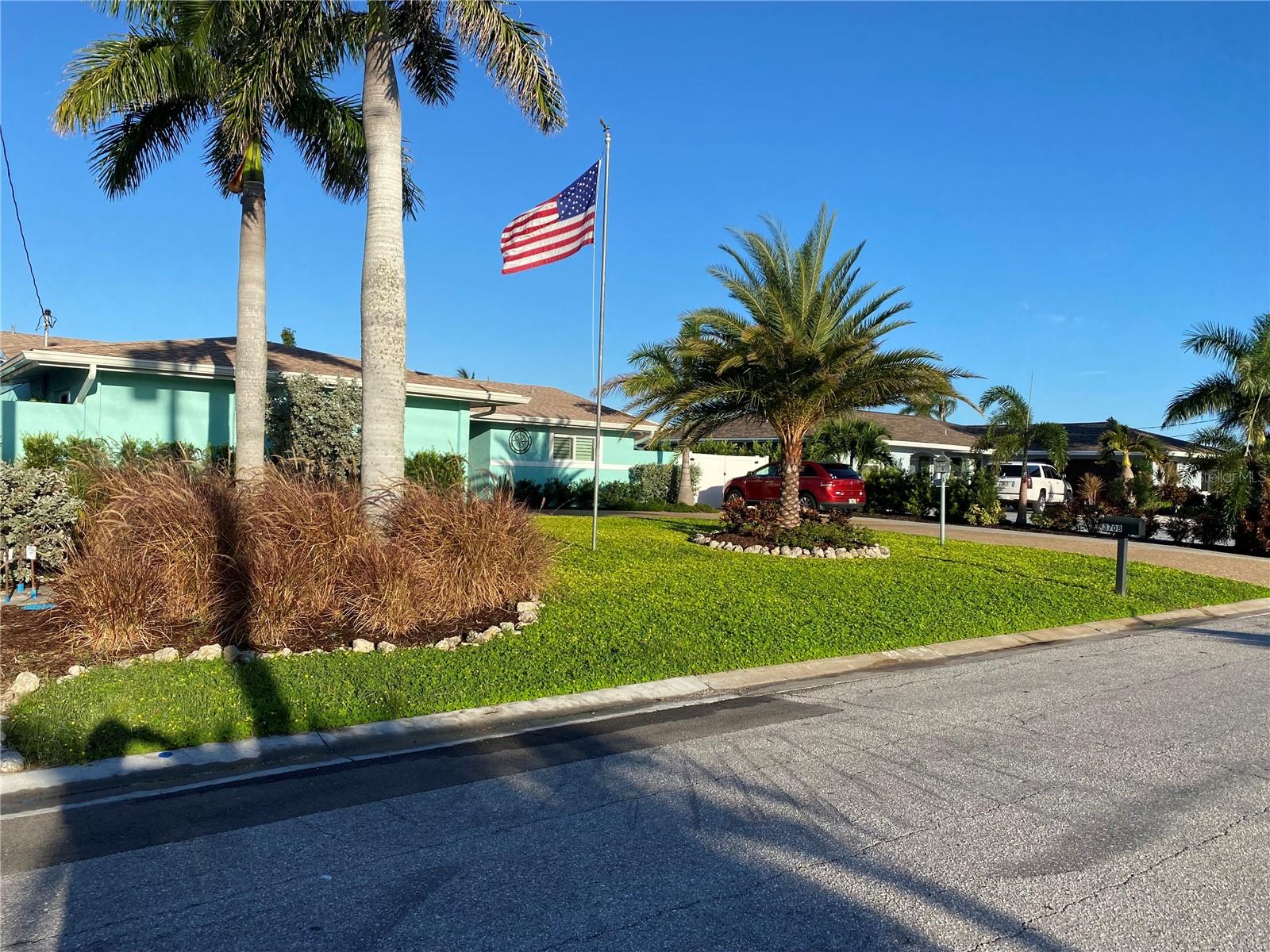 3708 ROYAL PALM DR, BRADENTON, FL, 34210