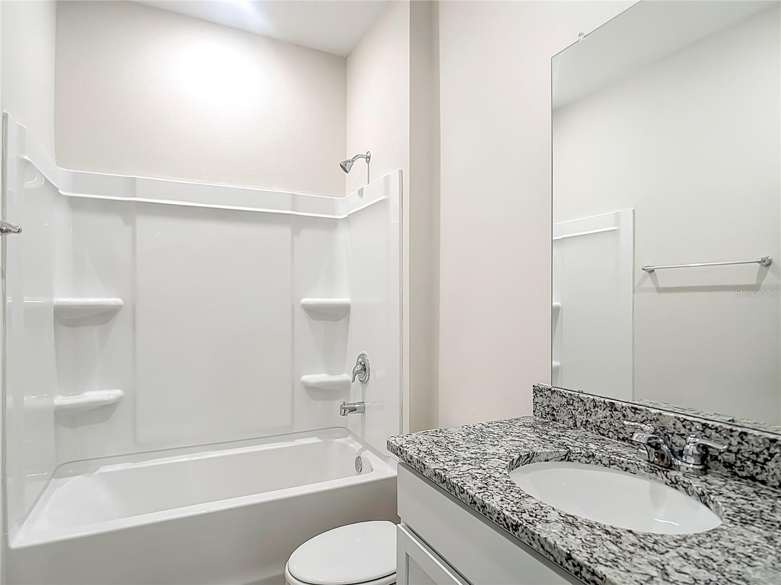 2843 S CHAMBERLAIN BLVD, NORTH PORT, FL, 34286