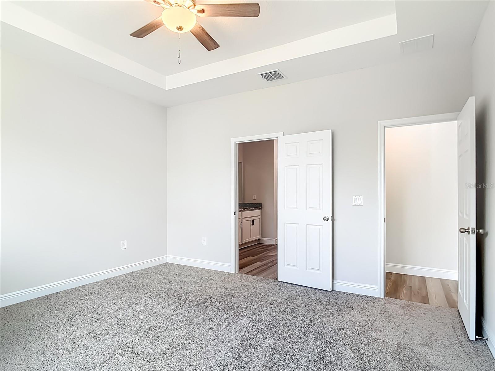 2843 S CHAMBERLAIN BLVD, NORTH PORT, FL, 34286