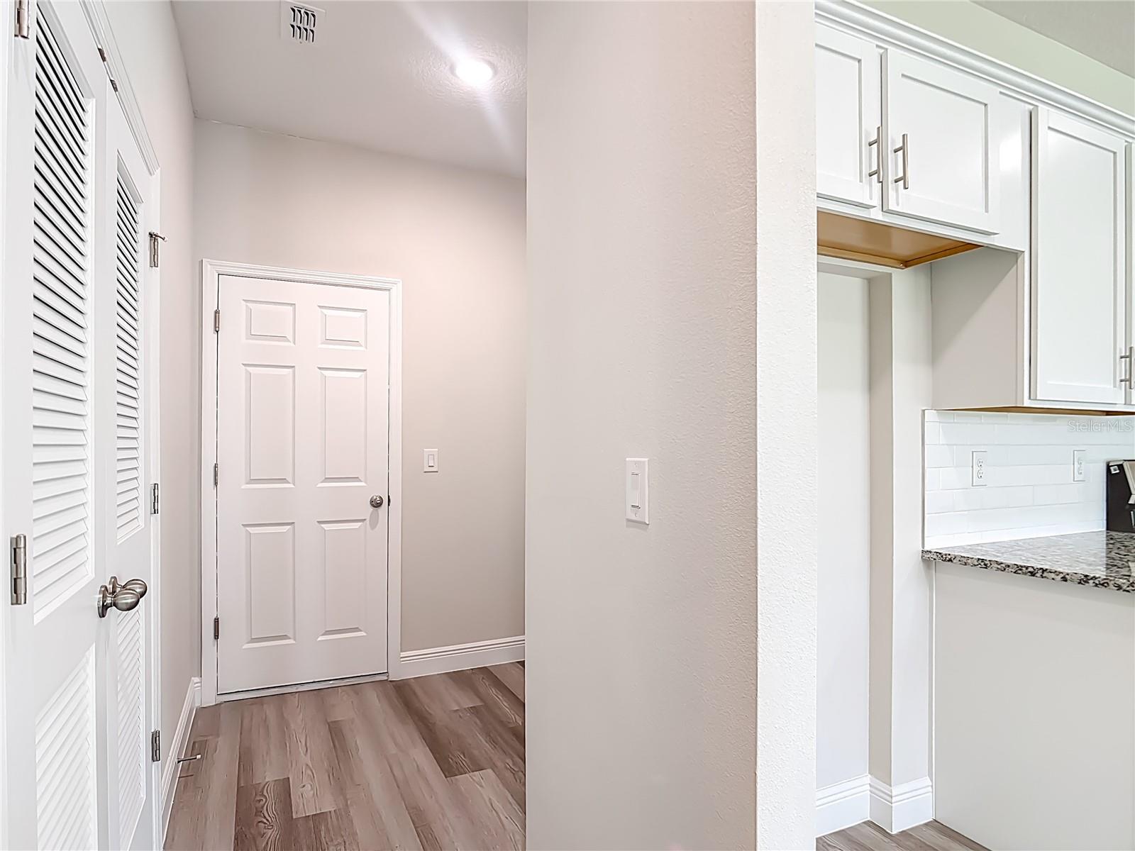 2843 S CHAMBERLAIN BLVD, NORTH PORT, FL, 34286