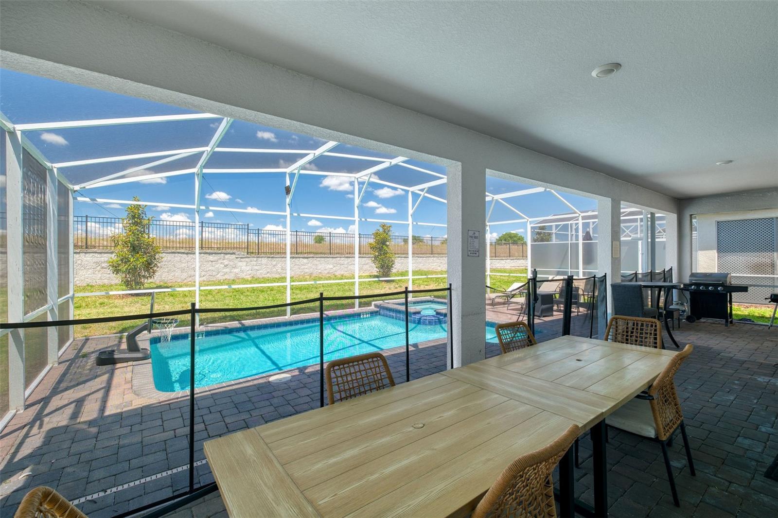 9102 SOMMERSET HILLS DR, DAVENPORT, FL, 33896