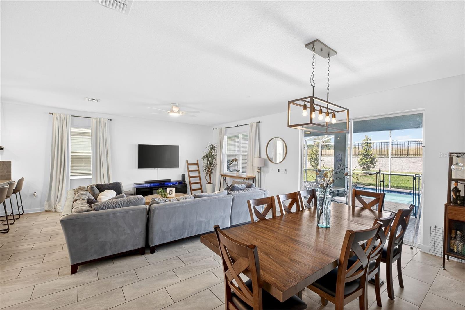 9102 SOMMERSET HILLS DR, DAVENPORT, FL, 33896