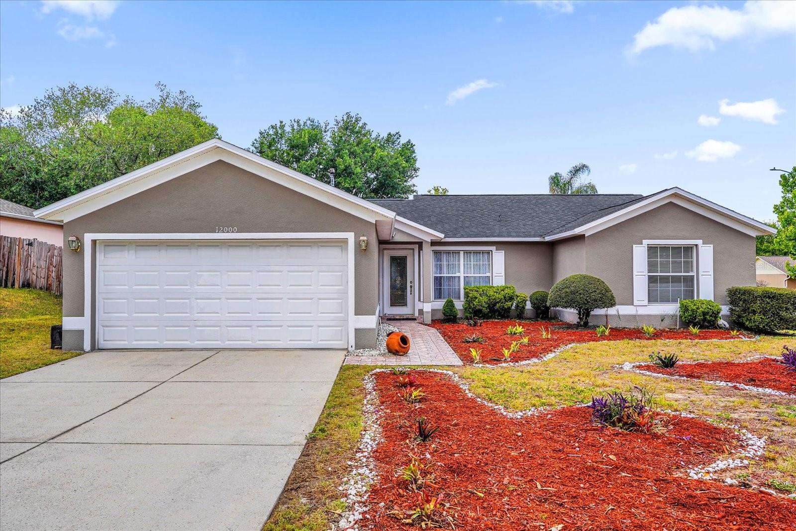 12000 WOODGLEN CIR, CLERMONT, FL, 34711