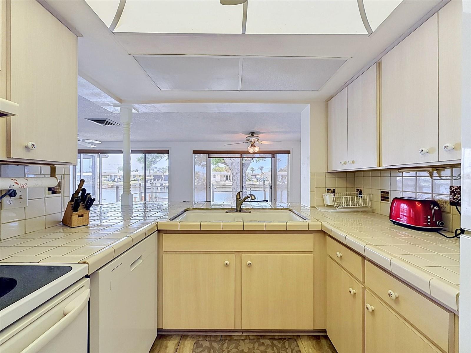 12813 3RD ISLE, HUDSON, FL, 34667