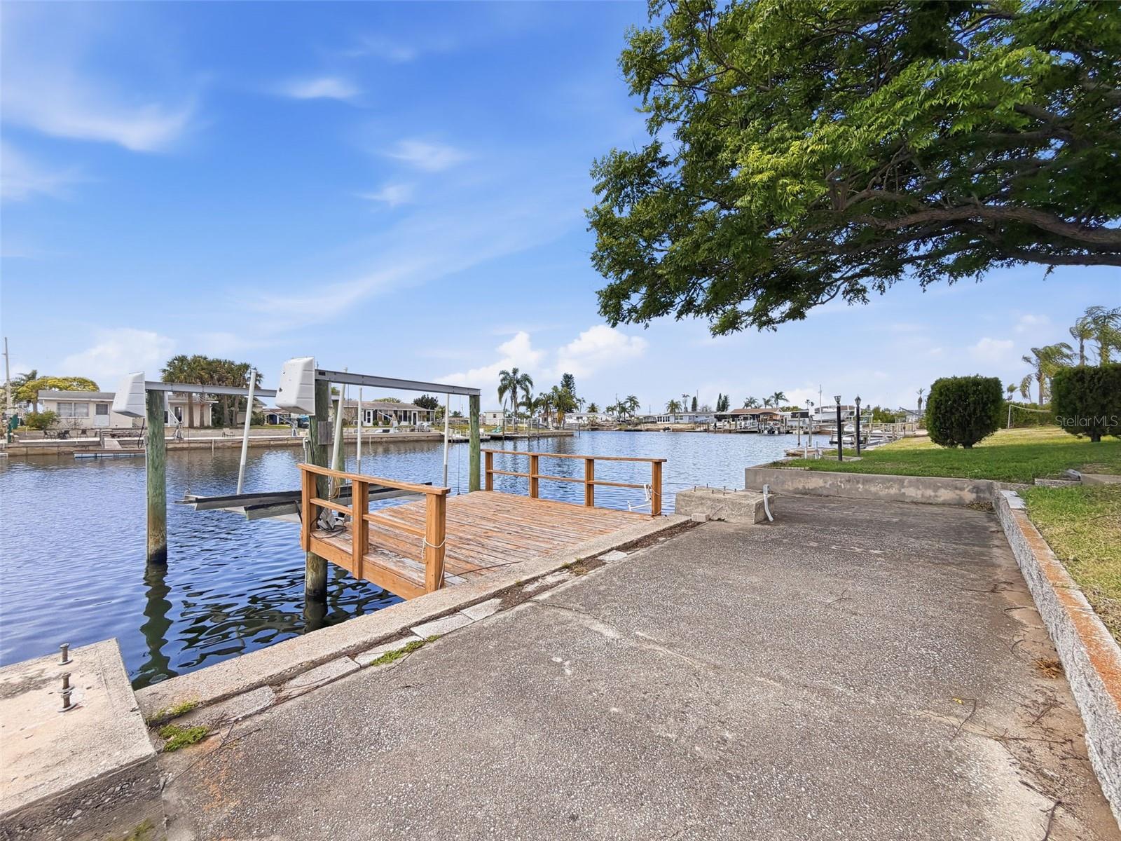 12813 3RD ISLE, HUDSON, FL, 34667