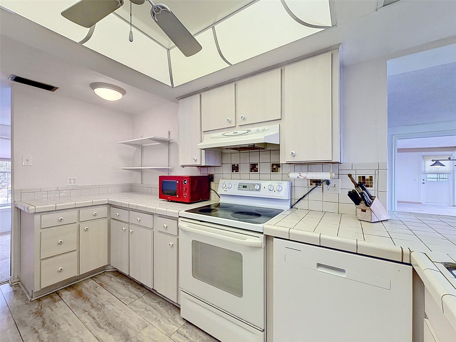 12813 3RD ISLE, HUDSON, FL, 34667