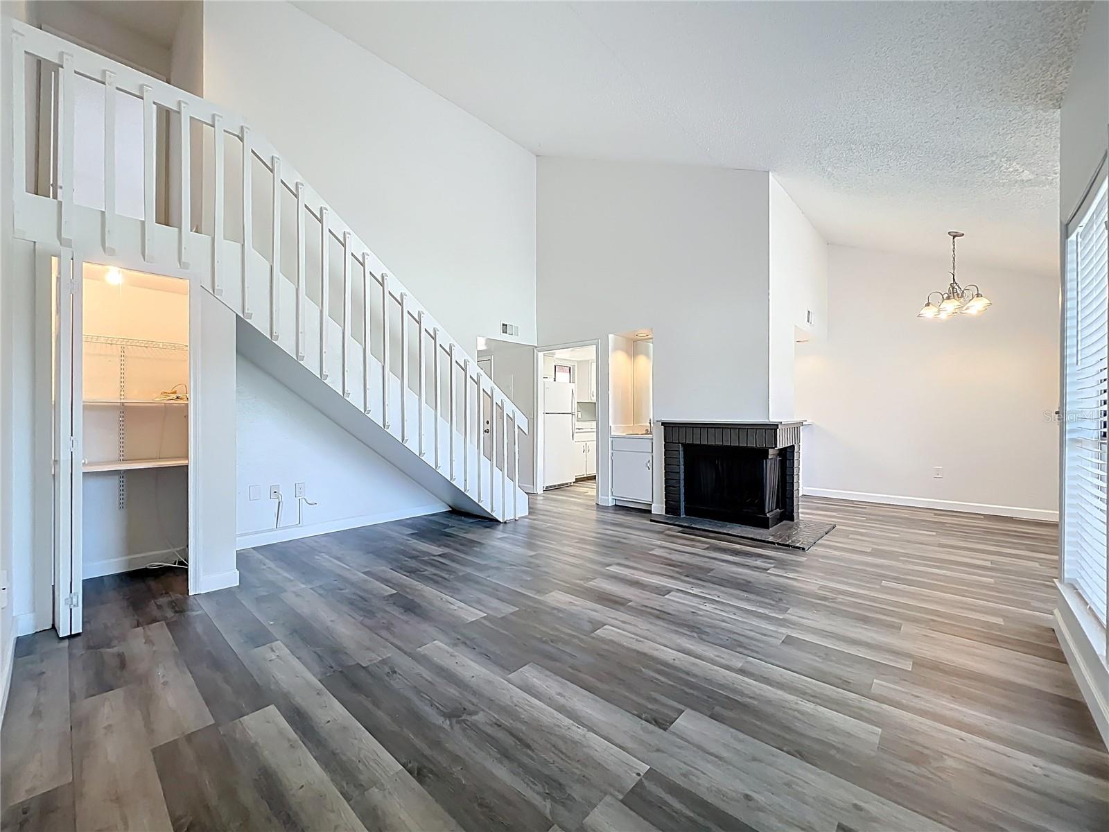 639 SAINT JOHNS CT #639, WINTER PARK, FL, 32792