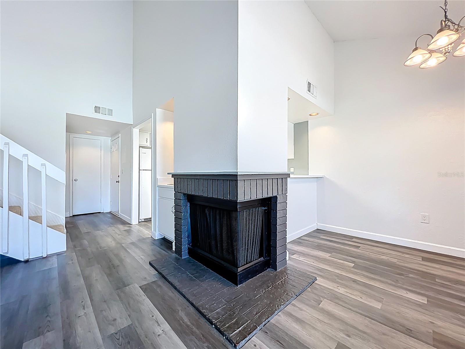 639 SAINT JOHNS CT #639, WINTER PARK, FL, 32792