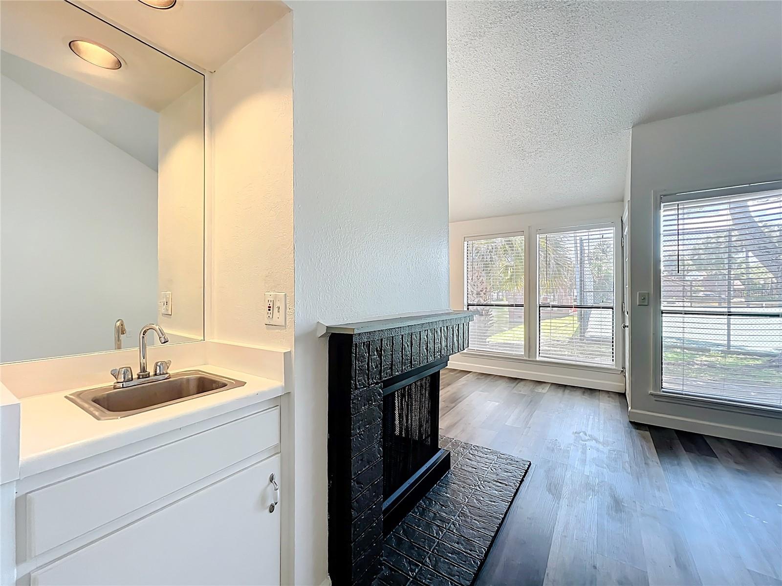 639 SAINT JOHNS CT #639, WINTER PARK, FL, 32792