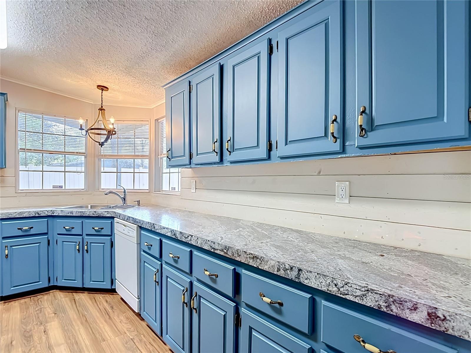 38906 ALSTON AVE, ZEPHYRHILLS, FL, 33542