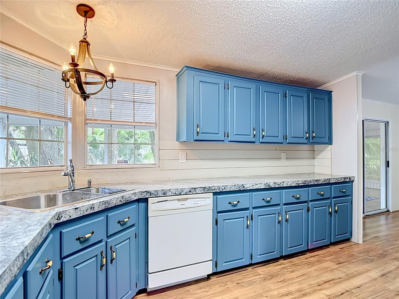 38906 ALSTON AVE, ZEPHYRHILLS, FL, 33542