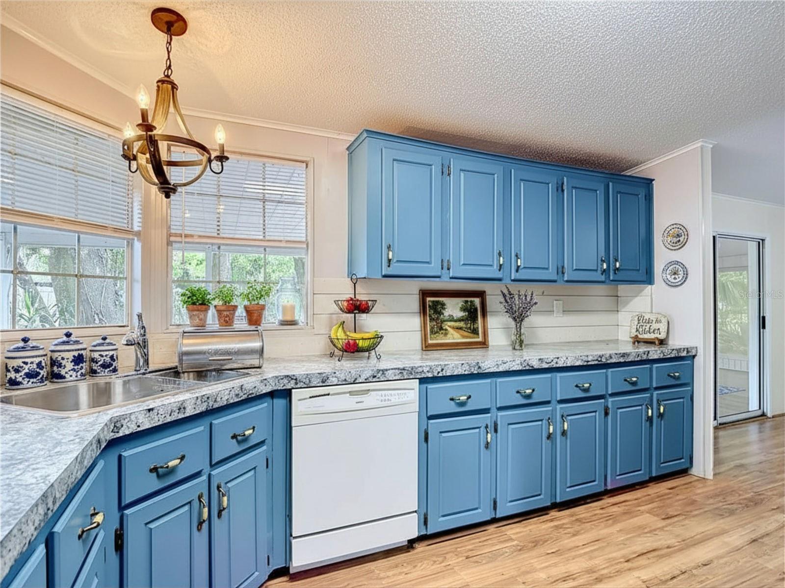 38906 ALSTON AVE, ZEPHYRHILLS, FL, 33542