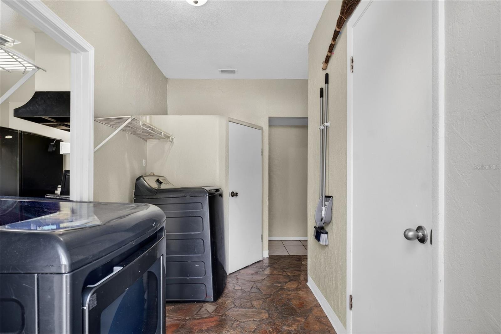 39243 LIZABETH CIR, ZEPHYRHILLS, FL, 33542