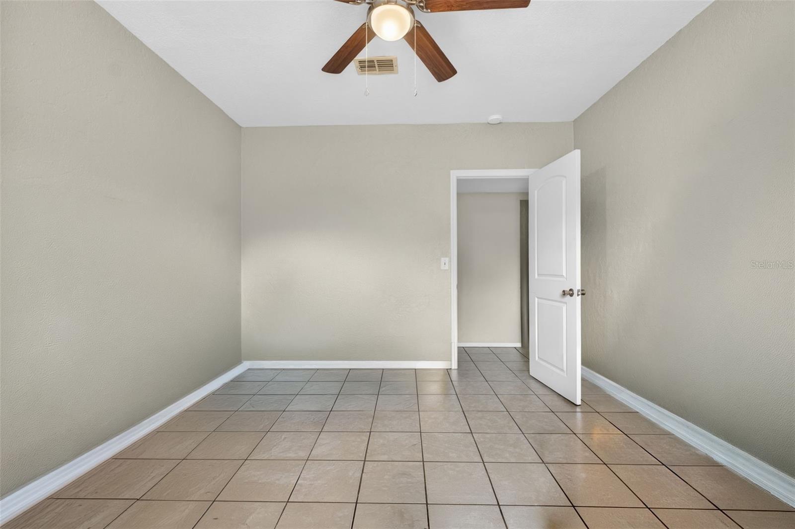 39243 LIZABETH CIR, ZEPHYRHILLS, FL, 33542