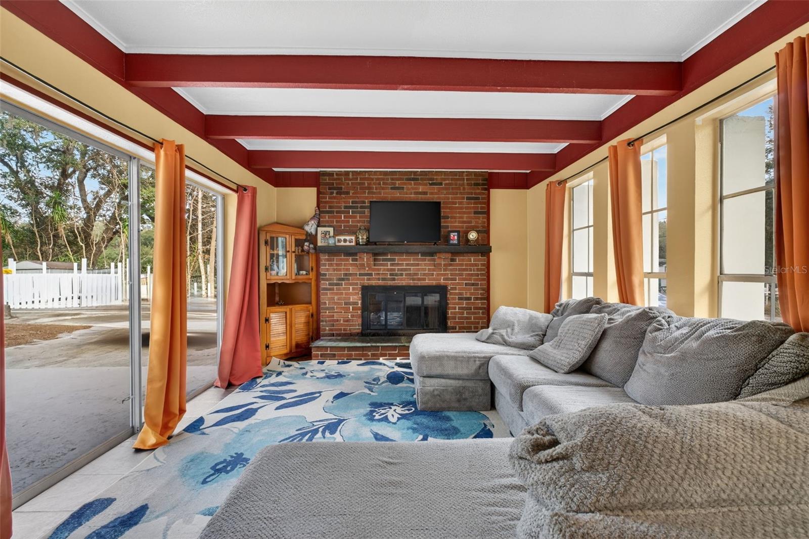 39243 LIZABETH CIR, ZEPHYRHILLS, FL, 33542