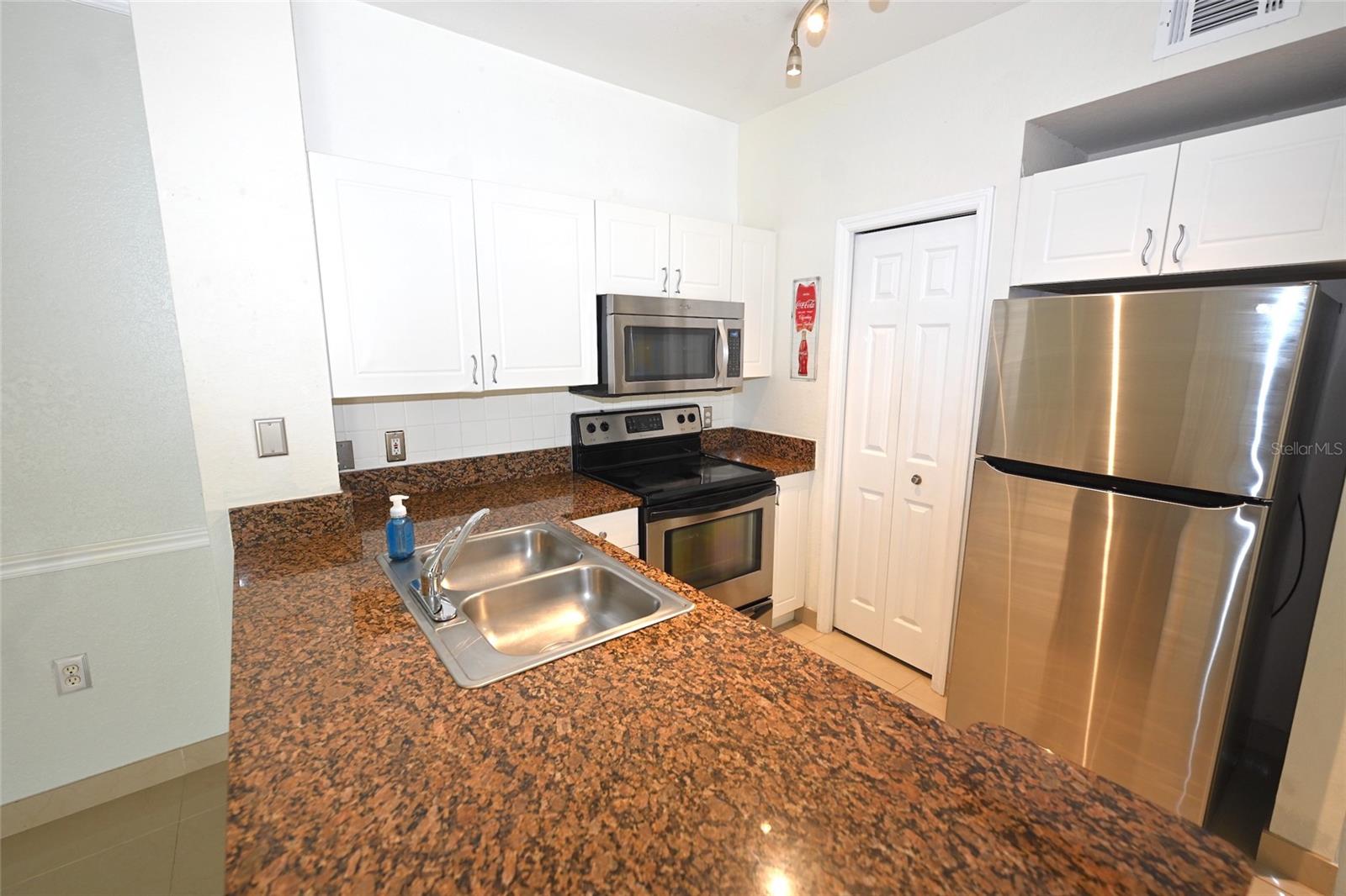 5110 NORTHRIDGE RD #202, SARASOTA, FL, 34238