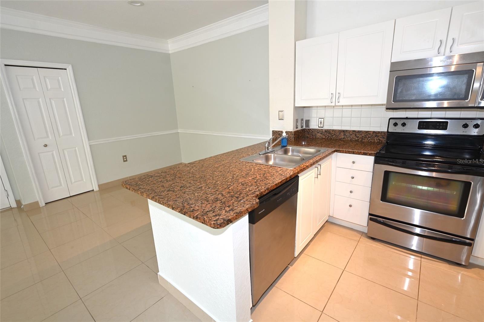 5110 NORTHRIDGE RD #202, SARASOTA, FL, 34238