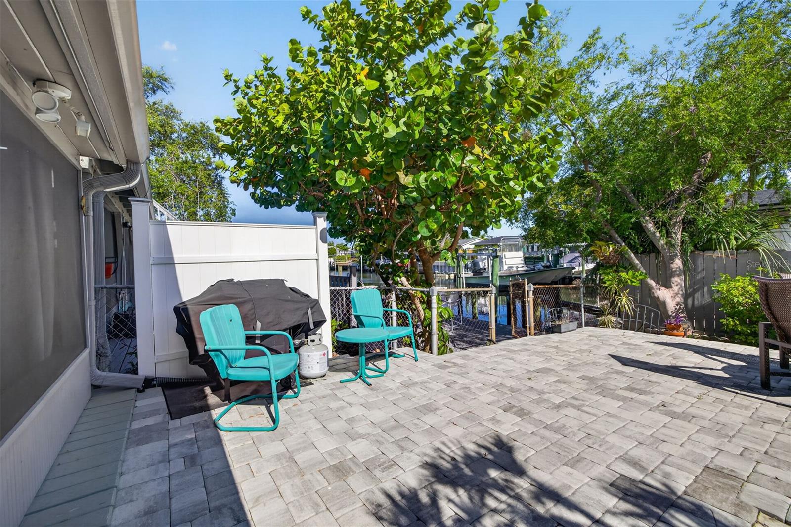 8705 BAY POINTE DR, TAMPA, FL, 33615