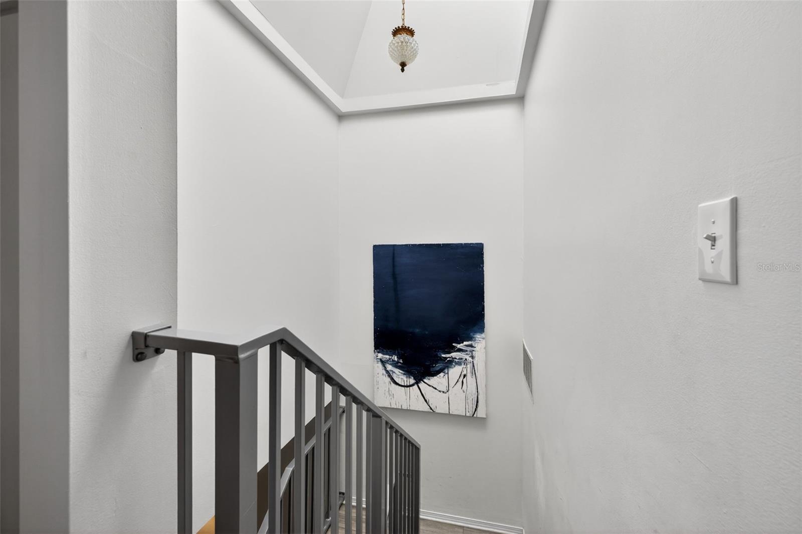 8705 BAY POINTE DR, TAMPA, FL, 33615