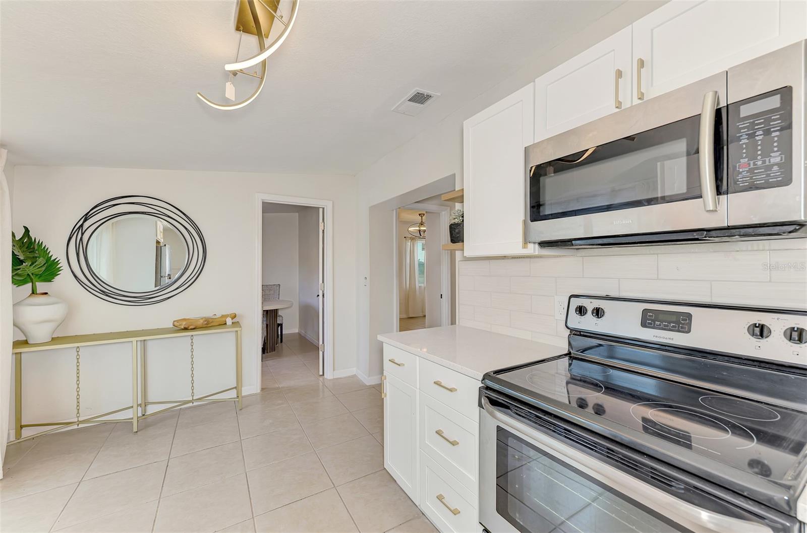 22055 MARSHALL AVE, PORT CHARLOTTE, FL, 33952
