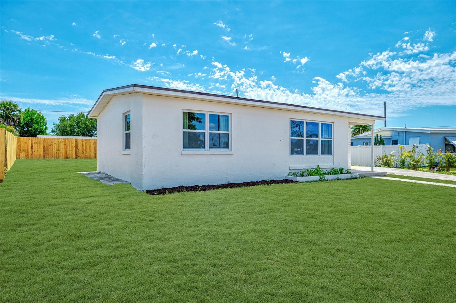 22055 MARSHALL AVE, PORT CHARLOTTE, FL, 33952