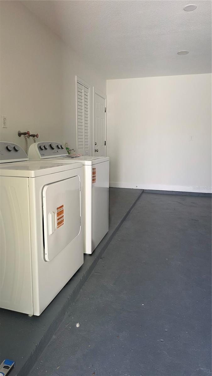 6817 11TH AVE NW, BRADENTON, FL, 34209