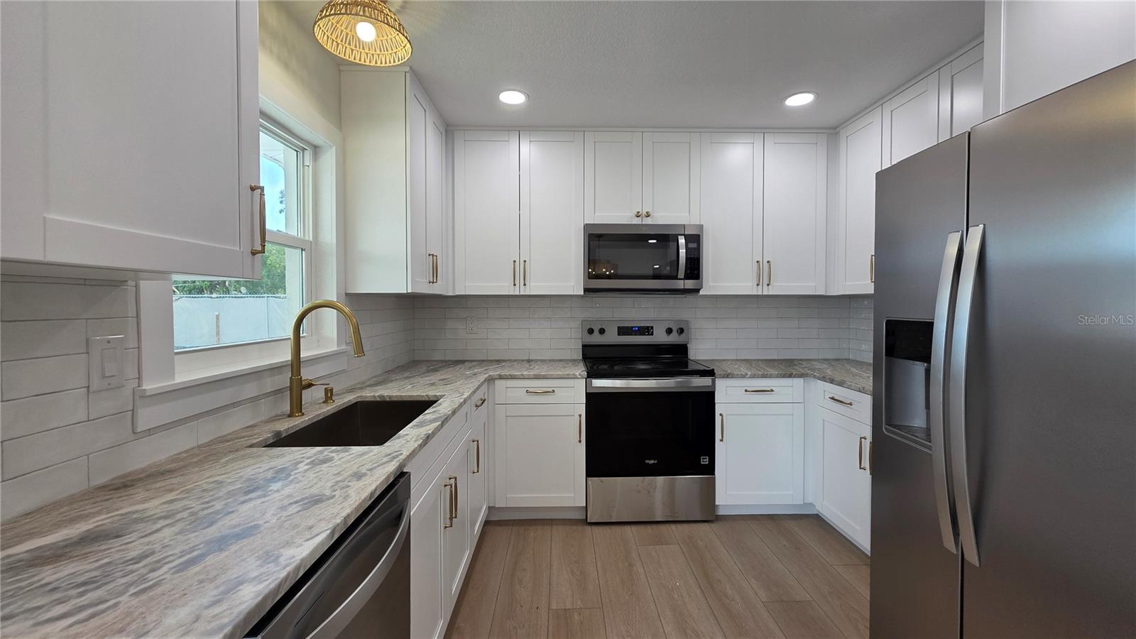 6817 11TH AVE NW, BRADENTON, FL, 34209