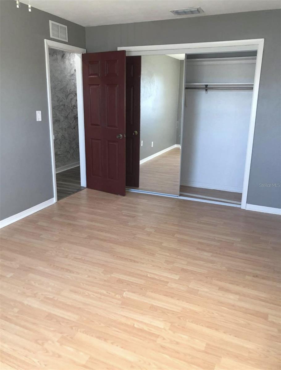 4940 SHELL STREAM BLVD, NEW PORT RICHEY, FL, 34652