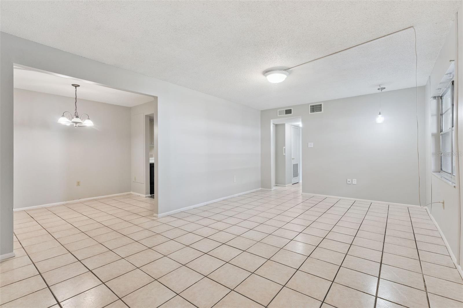 700 E AIRPORT BLVD #I2, SANFORD, FL, 32773