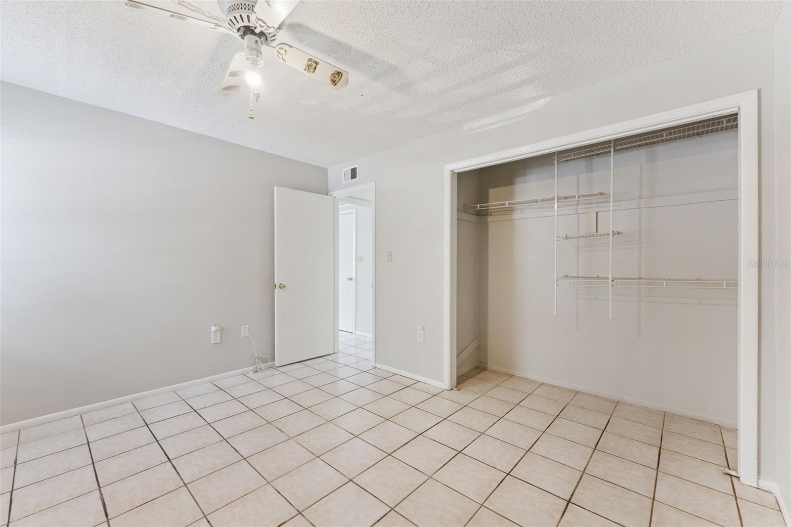 700 E AIRPORT BLVD #I2, SANFORD, FL, 32773