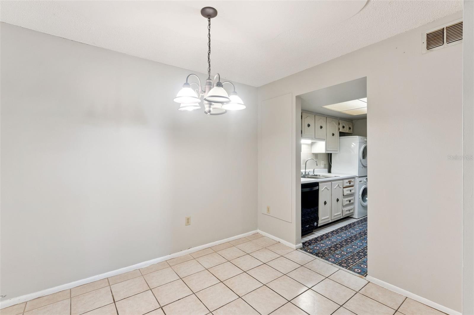 700 E AIRPORT BLVD #I2, SANFORD, FL, 32773