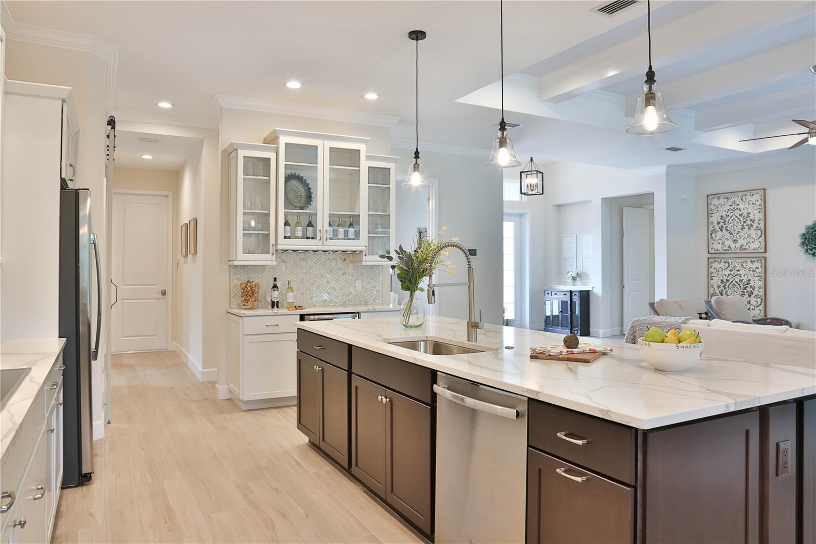 2424 ASHTON RD, SARASOTA, FL, 34231