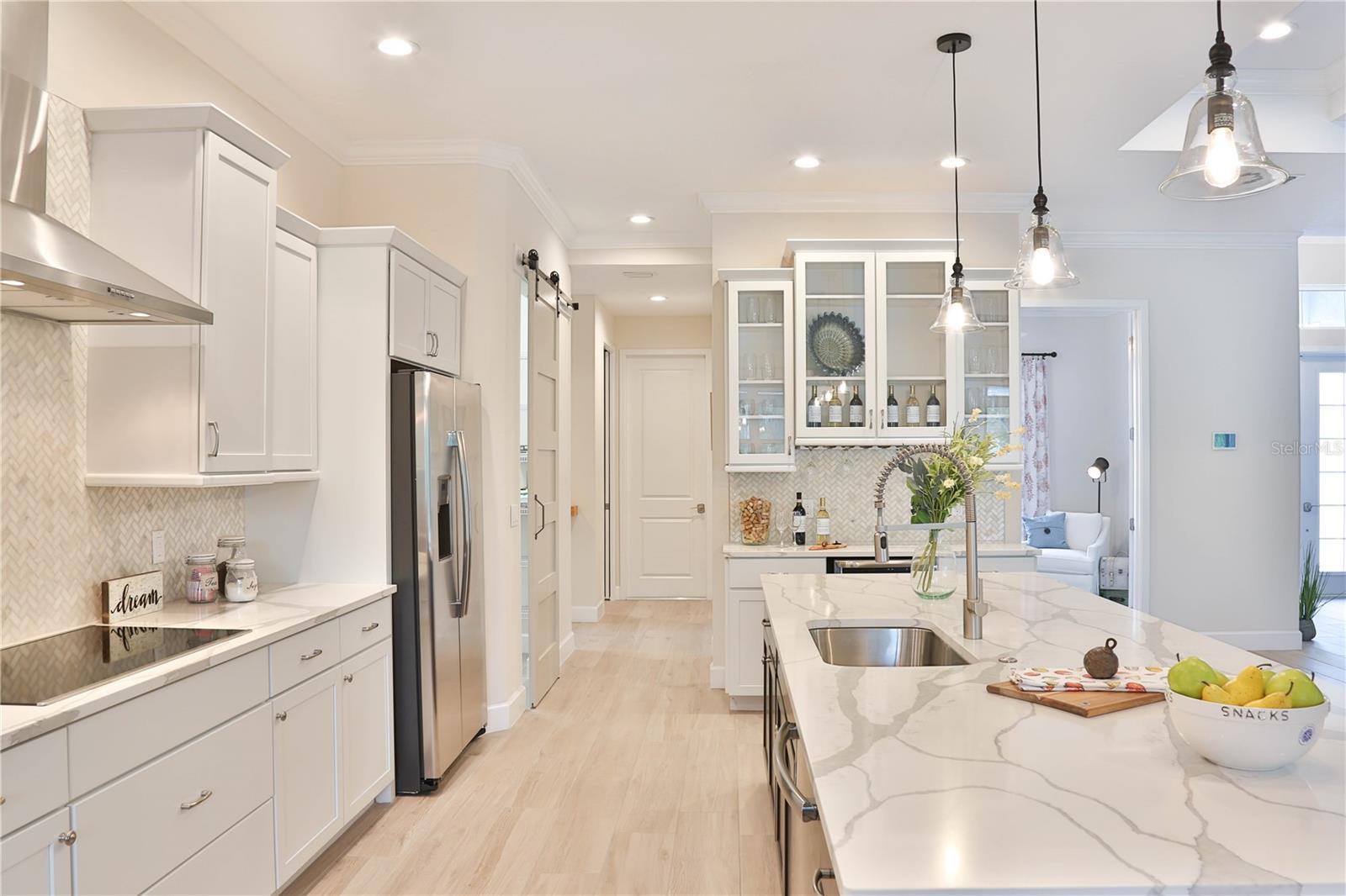 2424 ASHTON RD, SARASOTA, FL, 34231