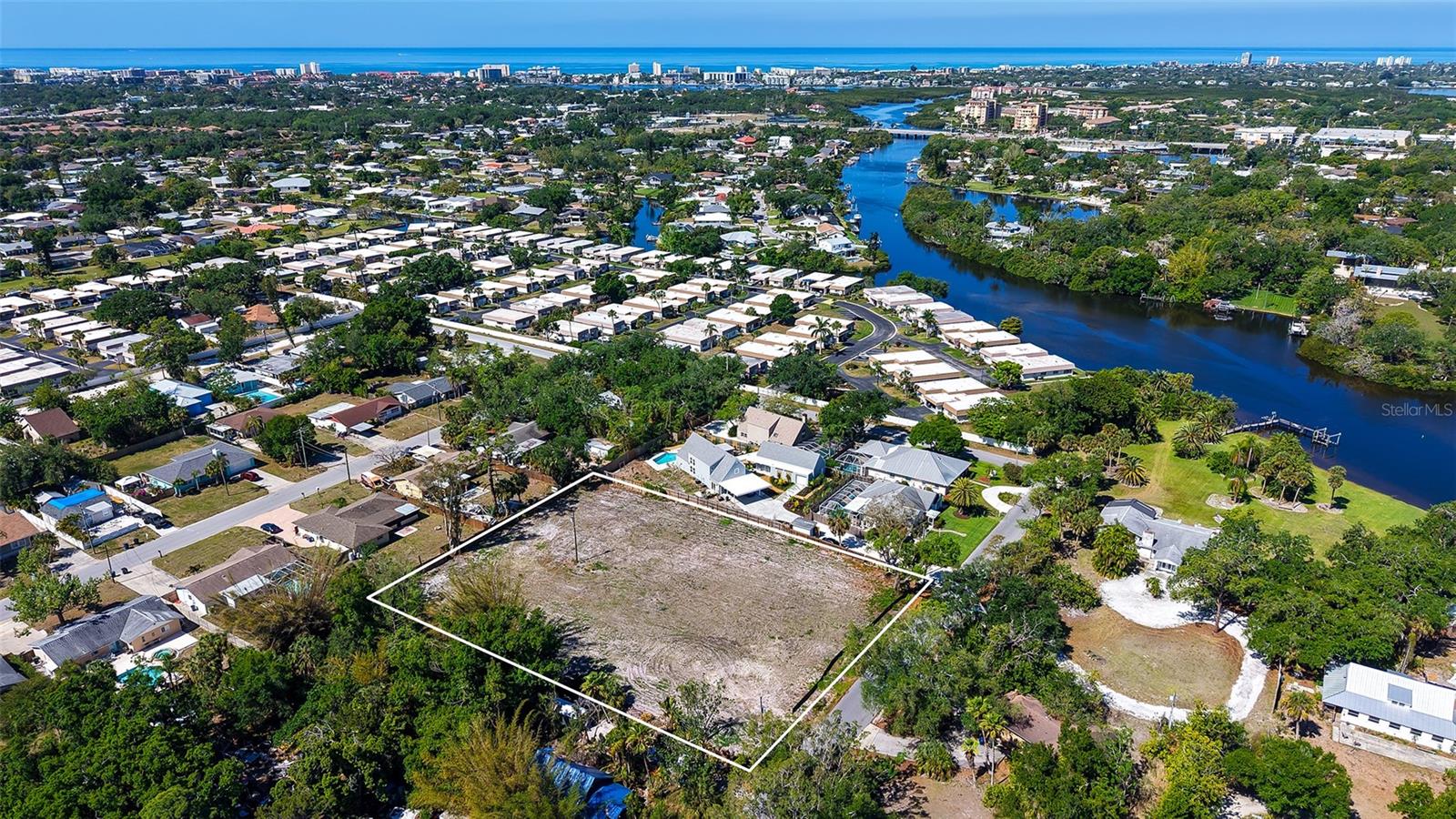 2424 ASHTON RD, SARASOTA, FL, 34231