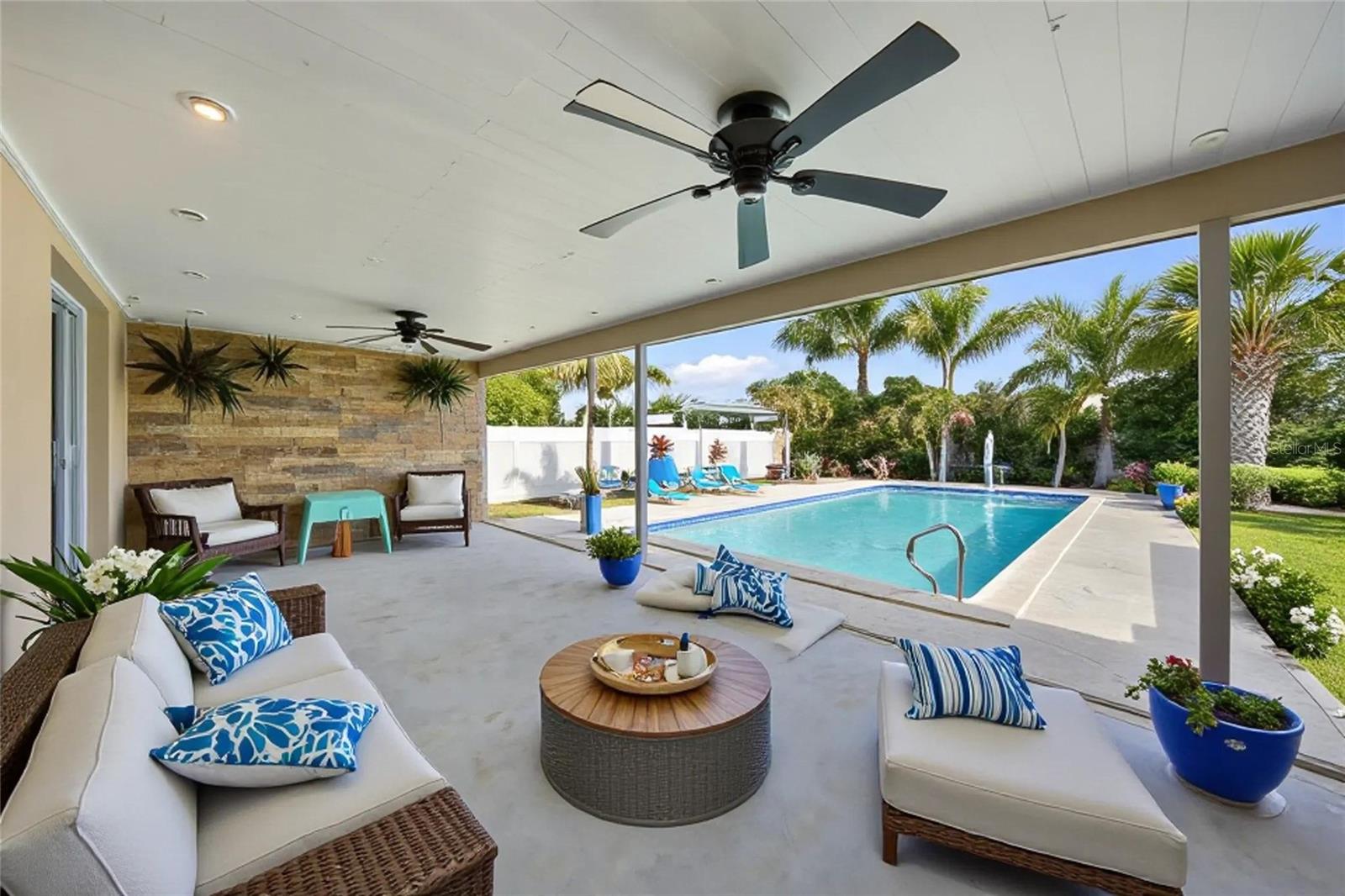 22198 NEW YORK AVE, PORT CHARLOTTE, FL, 33952