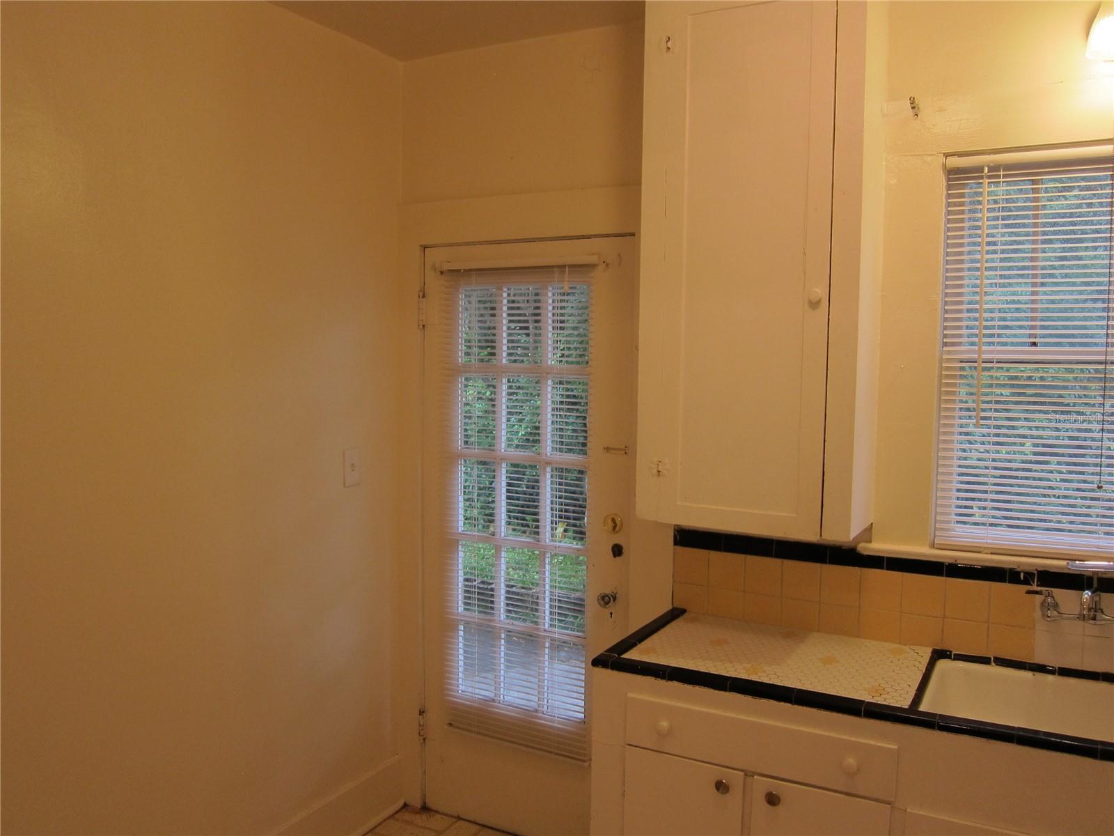 505 NE 9 AVE #2, GAINESVILLE, FL, 32601