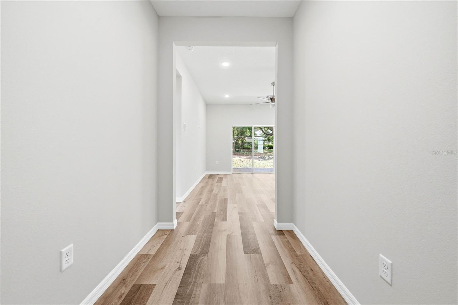 13404 NEW YORK AVE, ASTATULA, FL, 34705