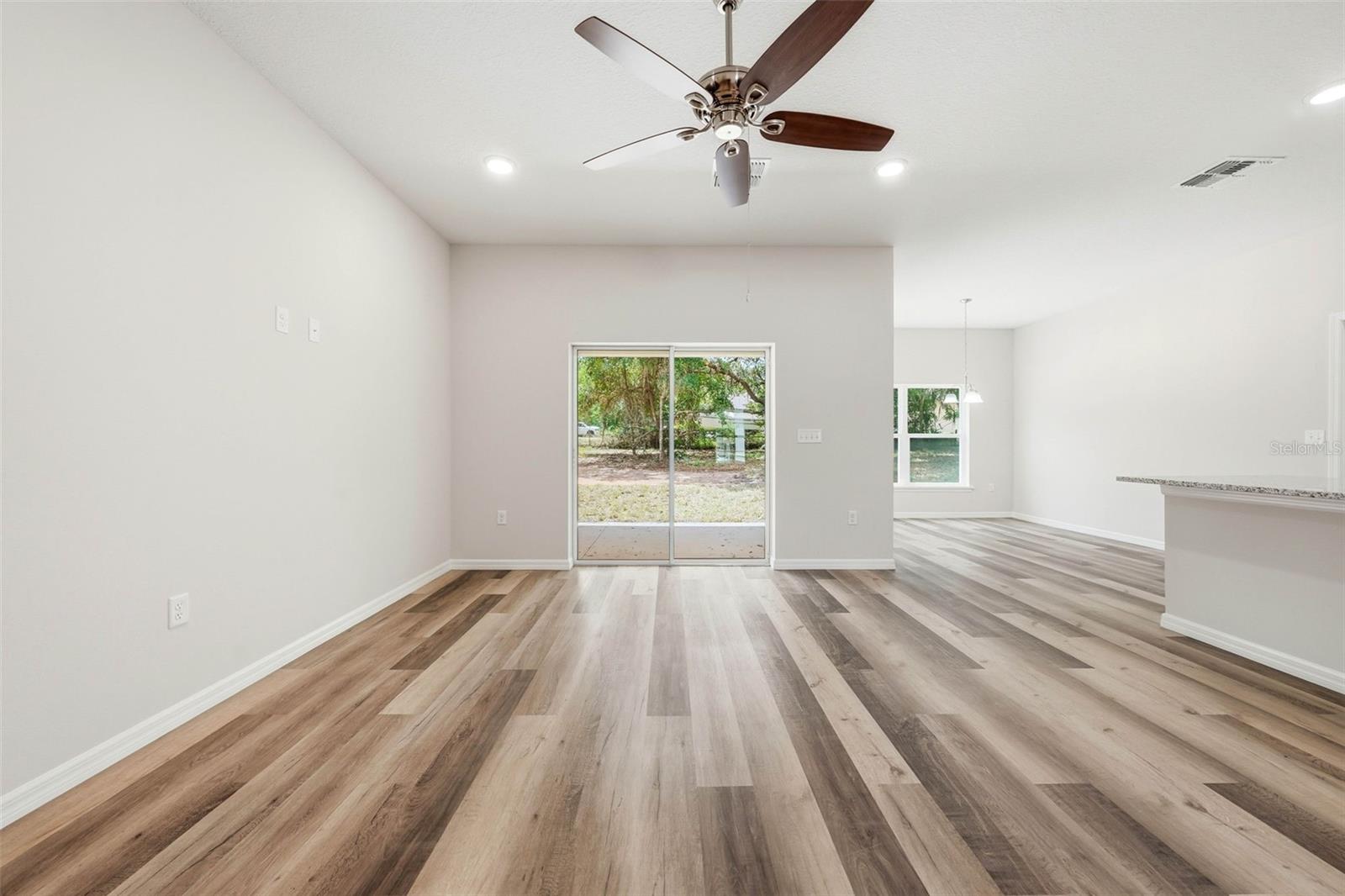 13404 NEW YORK AVE, ASTATULA, FL, 34705