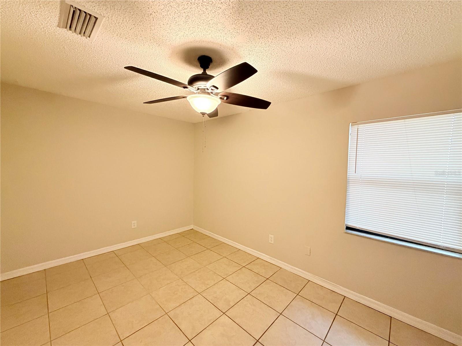 330 DOGWOOD AVE, ORANGE CITY, FL, 32763