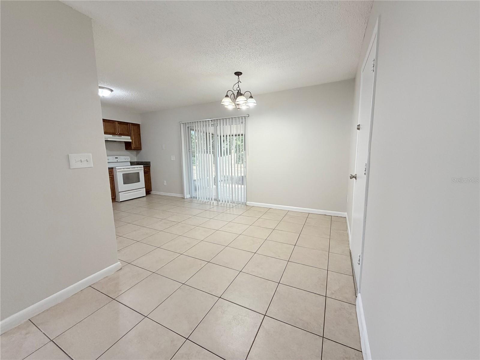 330 DOGWOOD AVE, ORANGE CITY, FL, 32763