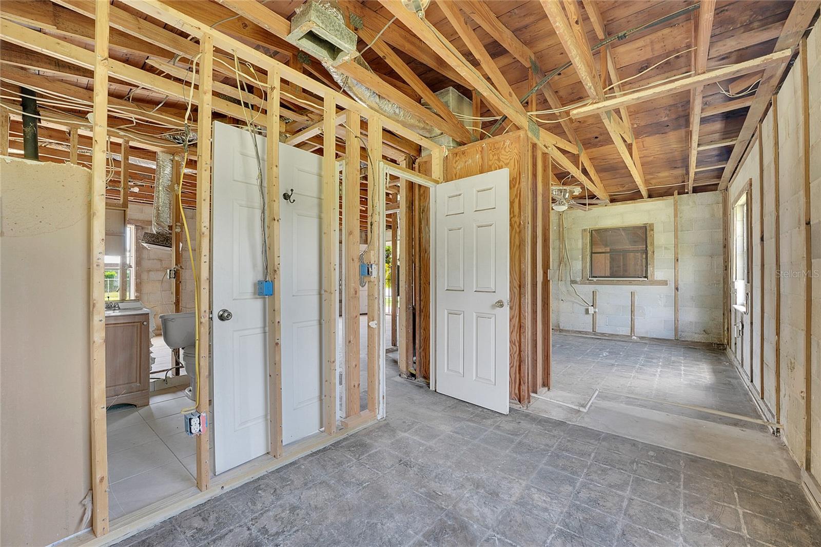 2102 AVENUE P, FORT PIERCE, FL, 34950